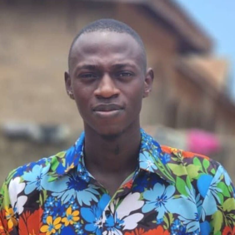 Favour Adetona (0xfave)